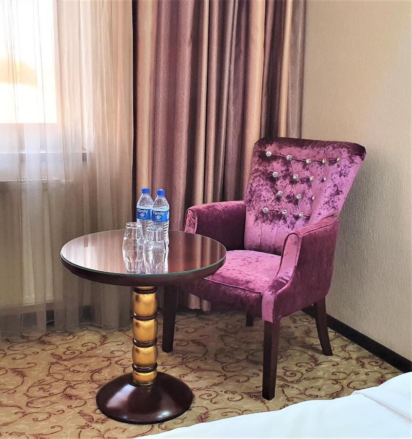 Emirhan Hotel Samarkand Esterno foto