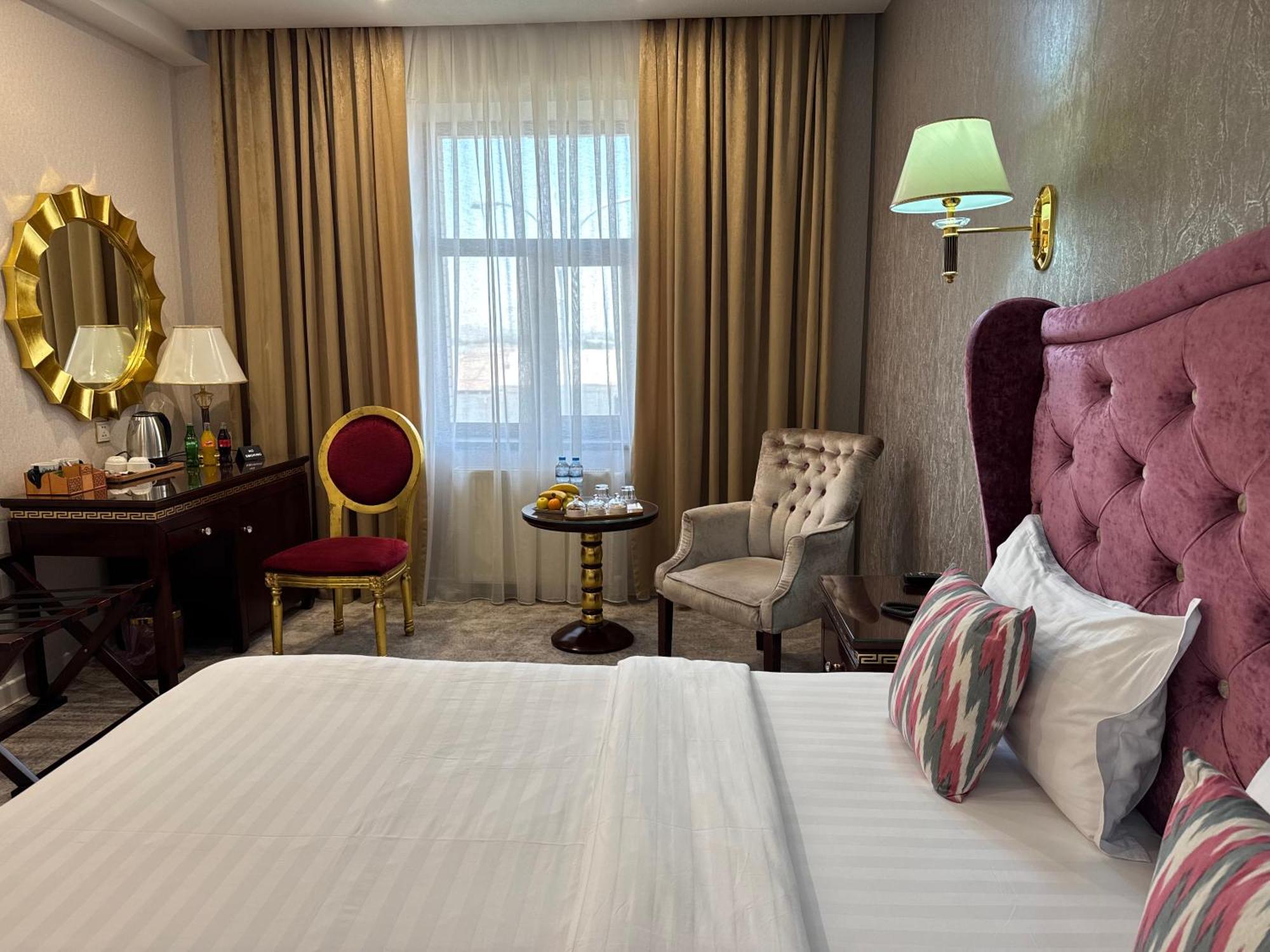 Emirhan Hotel Samarkand Esterno foto
